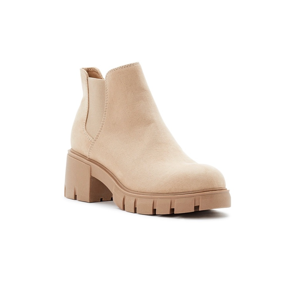 Madden NYC Lug Sole Chelsea Bootie NWT